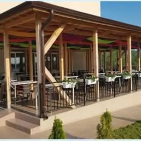 вс морски дюни 호텔 슈코르필로브치